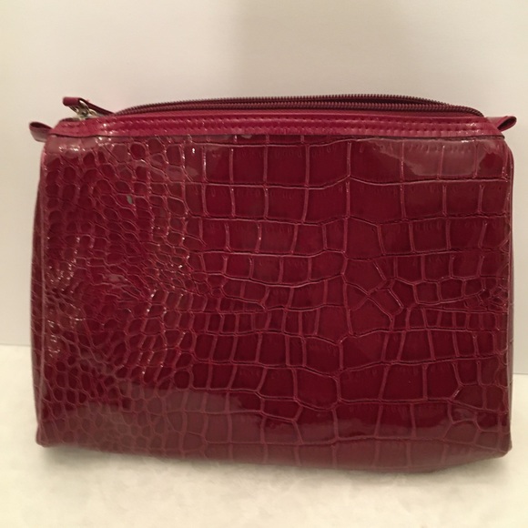 Beautiful burgundy purse bundle! - Picture 4 of 6